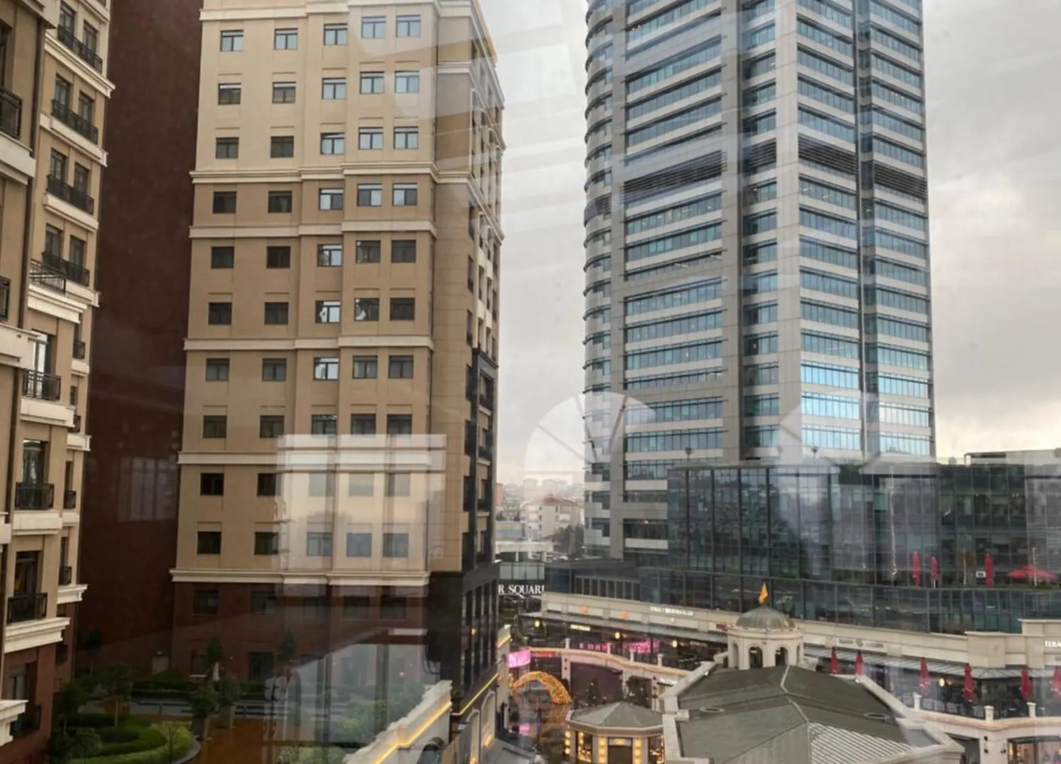 Emaar Square Rezidans Apartment Istanbul